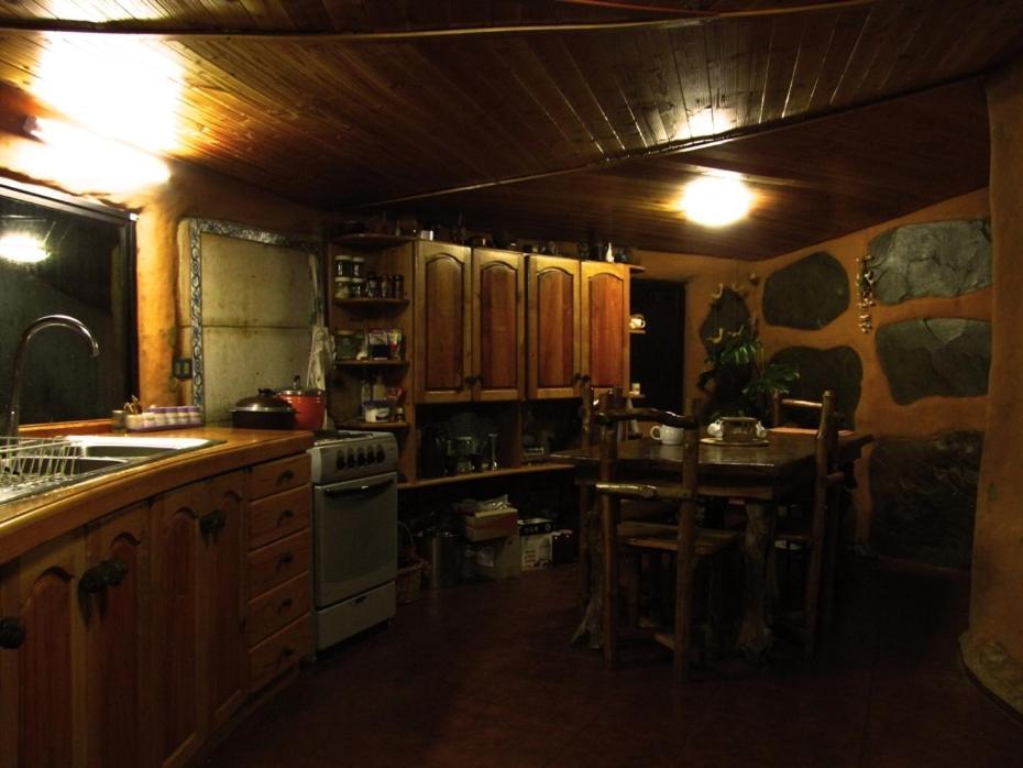 Cabanas Ecologicas Valacirca Licanray Rum bild